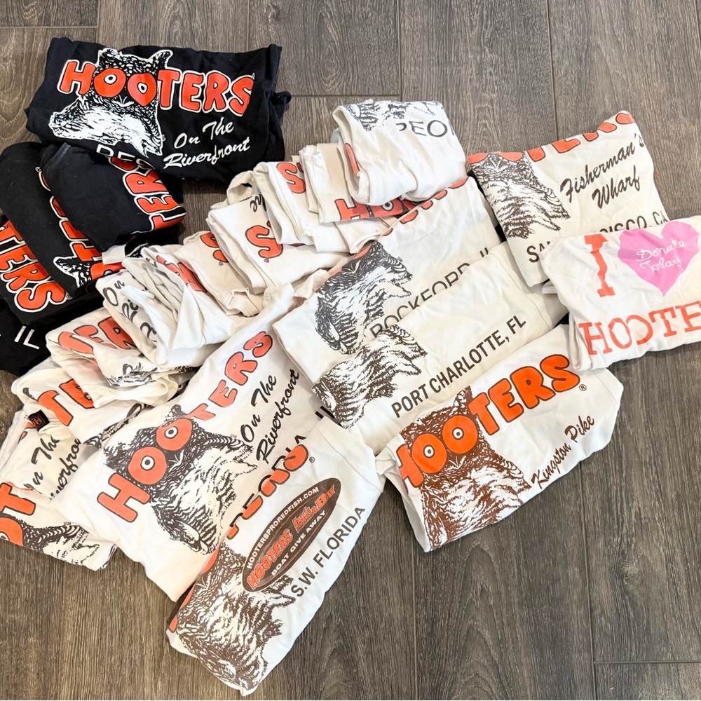 *USED* Hooters Apparel Bulk Assortment in Orange, Black, and White - Picture 6 of 6